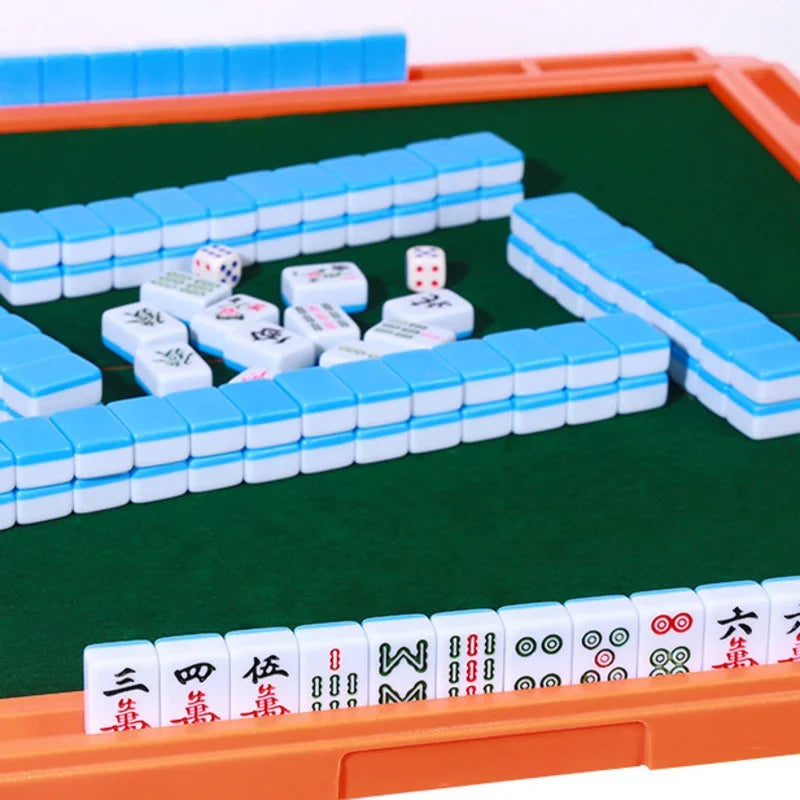Pocket Party — mini chinese mahjong set